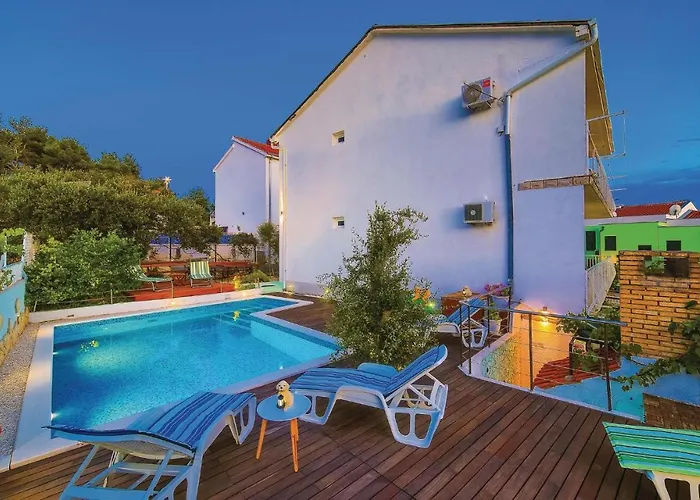 Two-bedroom In Okrug Gornji Trogir