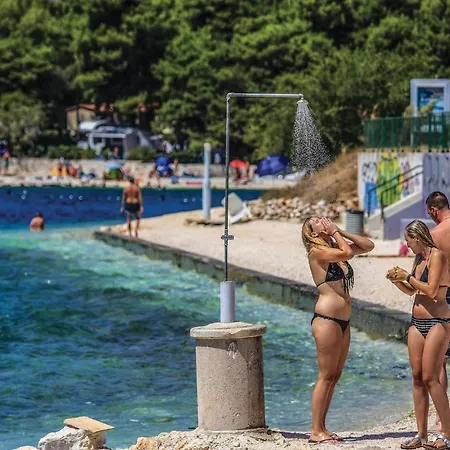 Underbar I Okrug Gornji